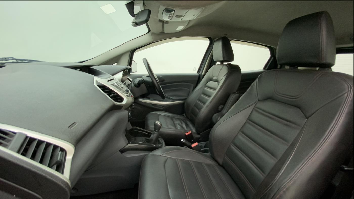 2015 Ford Ecosport TITANIUM 1.5L DIESEL (OPT), Diesel, Manual, 1,30,981 km, Right Side Front Door Cabin