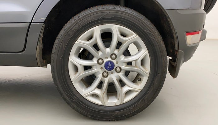 2015 Ford Ecosport TITANIUM 1.5L DIESEL (OPT), Diesel, Manual, 1,30,981 km, Left Rear Wheel