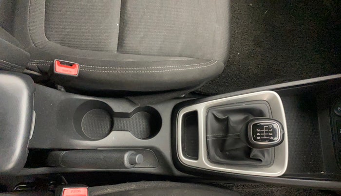 2020 Hyundai VENUE SX 1.0 TURBO, Petrol, Manual, 45,721 km, Gear Lever