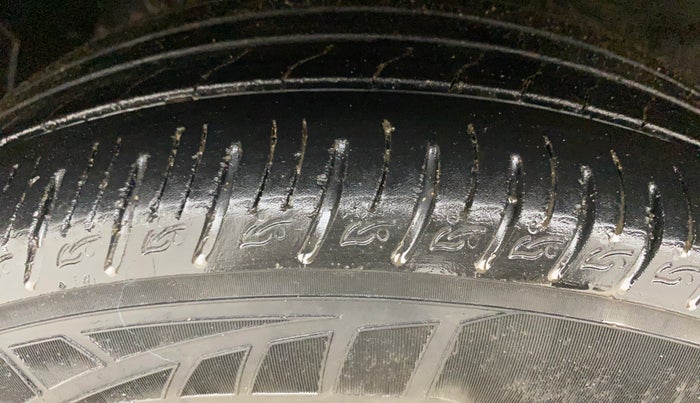 2020 Hyundai VENUE SX 1.0 TURBO, Petrol, Manual, 45,721 km, Left Front Tyre Tread