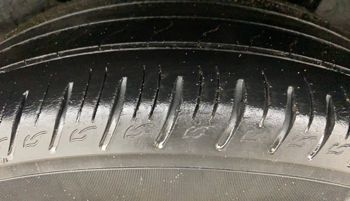 2020 Hyundai VENUE SX 1.0 TURBO, Petrol, Manual, 45,721 km, Left Rear Tyre Tread