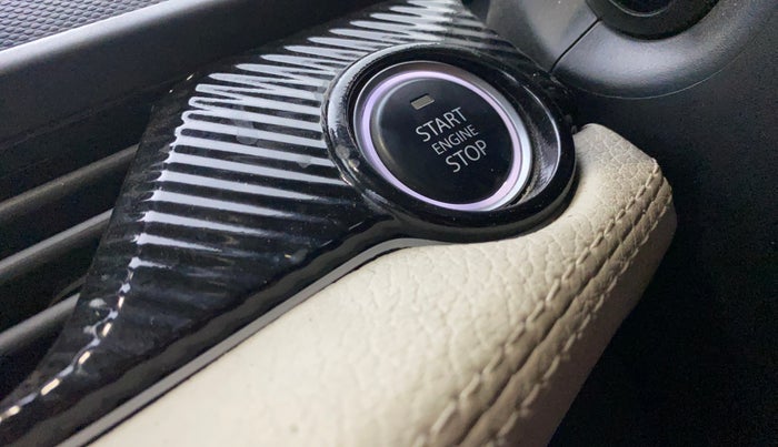 2025 Tata Curvv Creative S 1.2 Petrol 6MT, Petrol, Manual, 9,292 km, Keyless Start/ Stop Button