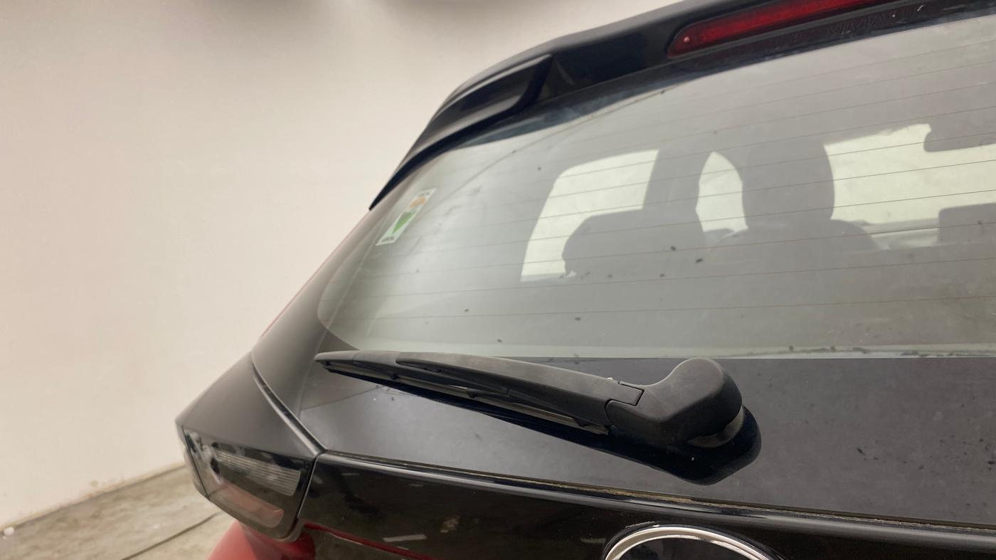 2022 Tata ALTROZ XZA (O), Petrol, Automatic, 23,961 km, Rear Wiper