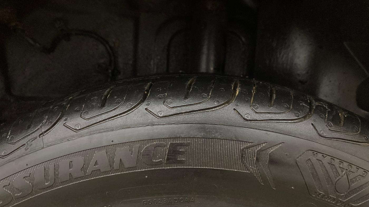 2022 Tata ALTROZ XZA (O), Petrol, Automatic, 23,961 km, Left Rear Tyre Tread