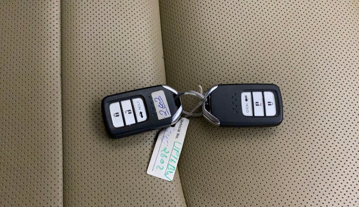 2018 Honda Amaze 1.2L I-VTEC V, Petrol, Manual, 58,479 km, Key Close Up