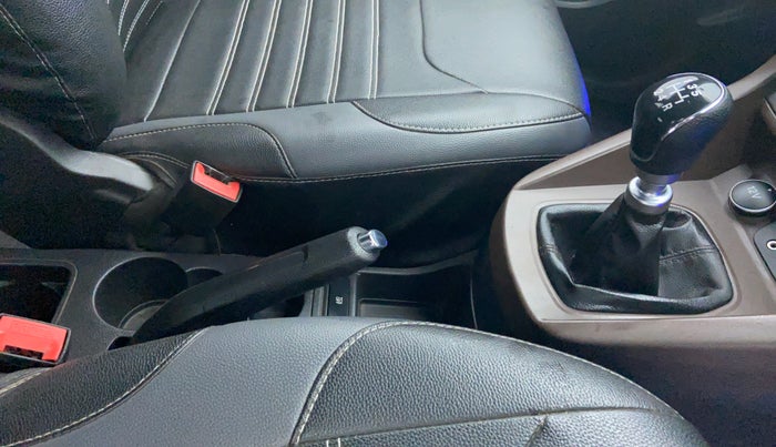 2018 Ford FREESTYLE TITANIUM 1.5 TDCI, Diesel, Manual, 31,928 km, Gear Lever