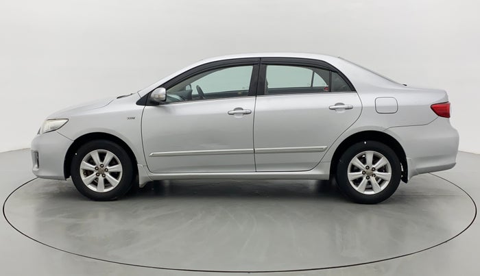 2012 Toyota Corolla Altis G, Petrol, Manual, 28,985 km, Left Side