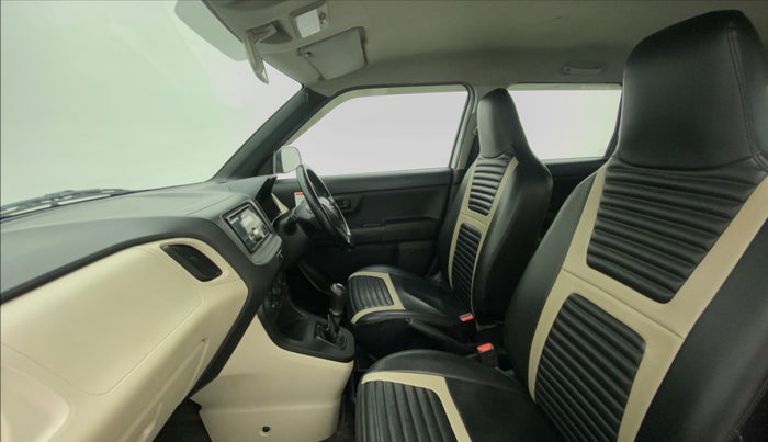 2019 Maruti New Wagon-R LXI CNG 1.0 L, CNG, Manual, 68,869 km, Right Side Front Door Cabin