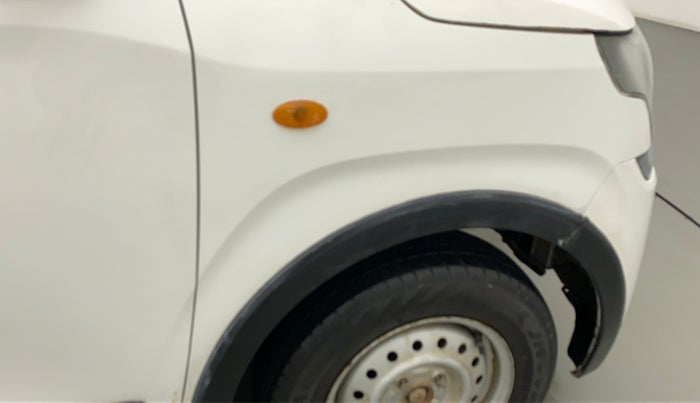 2019 Maruti New Wagon-R LXI CNG 1.0 L, CNG, Manual, 68,869 km, Right fender - Minor scratches
