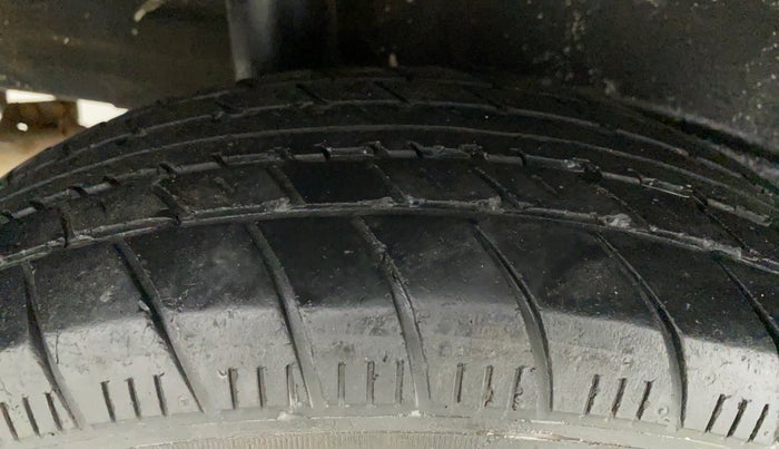 2019 Maruti New Wagon-R LXI CNG 1.0 L, CNG, Manual, 68,869 km, Right Rear Tyre Tread