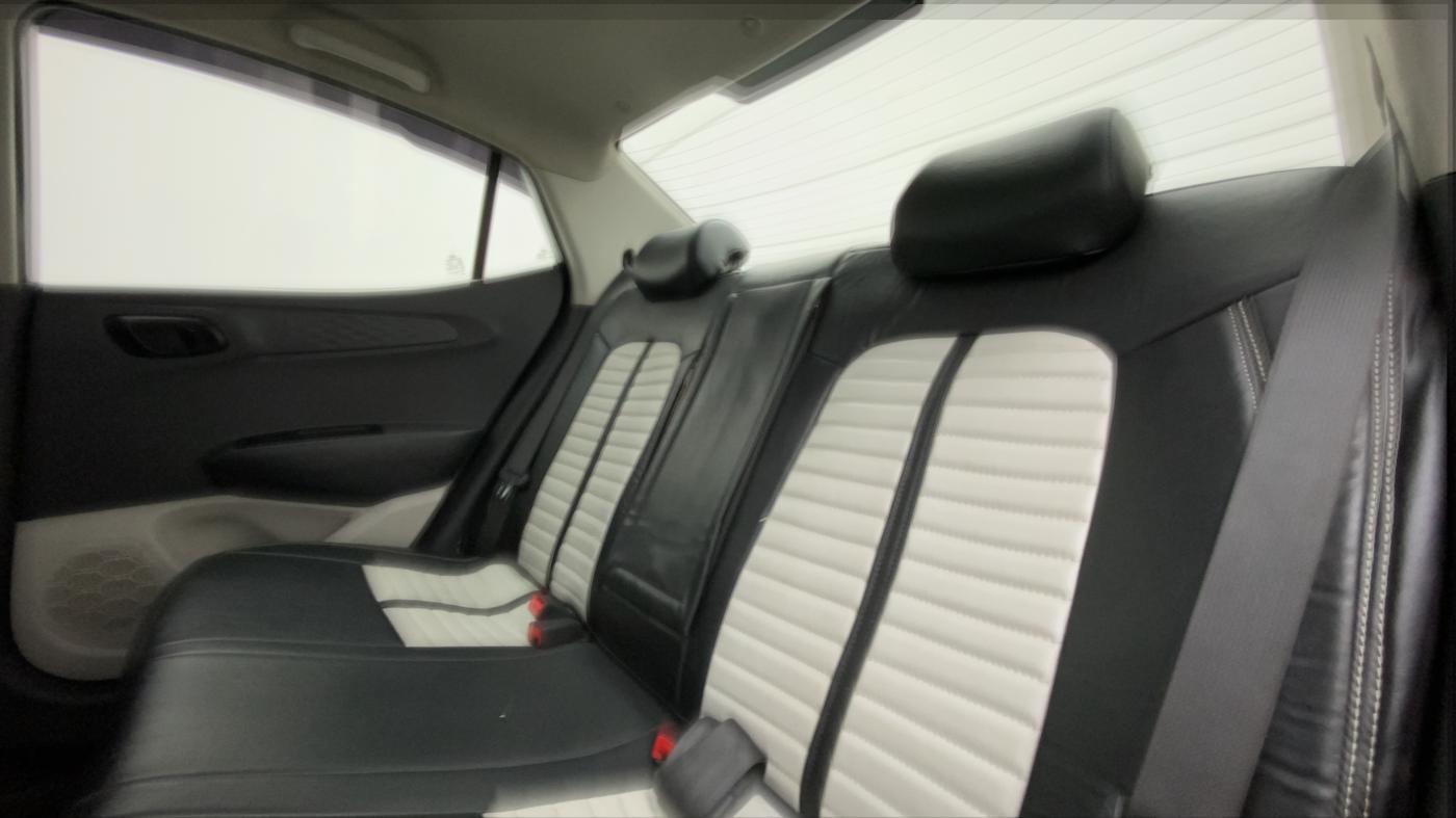 2021 Hyundai AURA S 1.2 CNG, CNG, Manual, 59,623 km, Right Side Rear Door Cabin