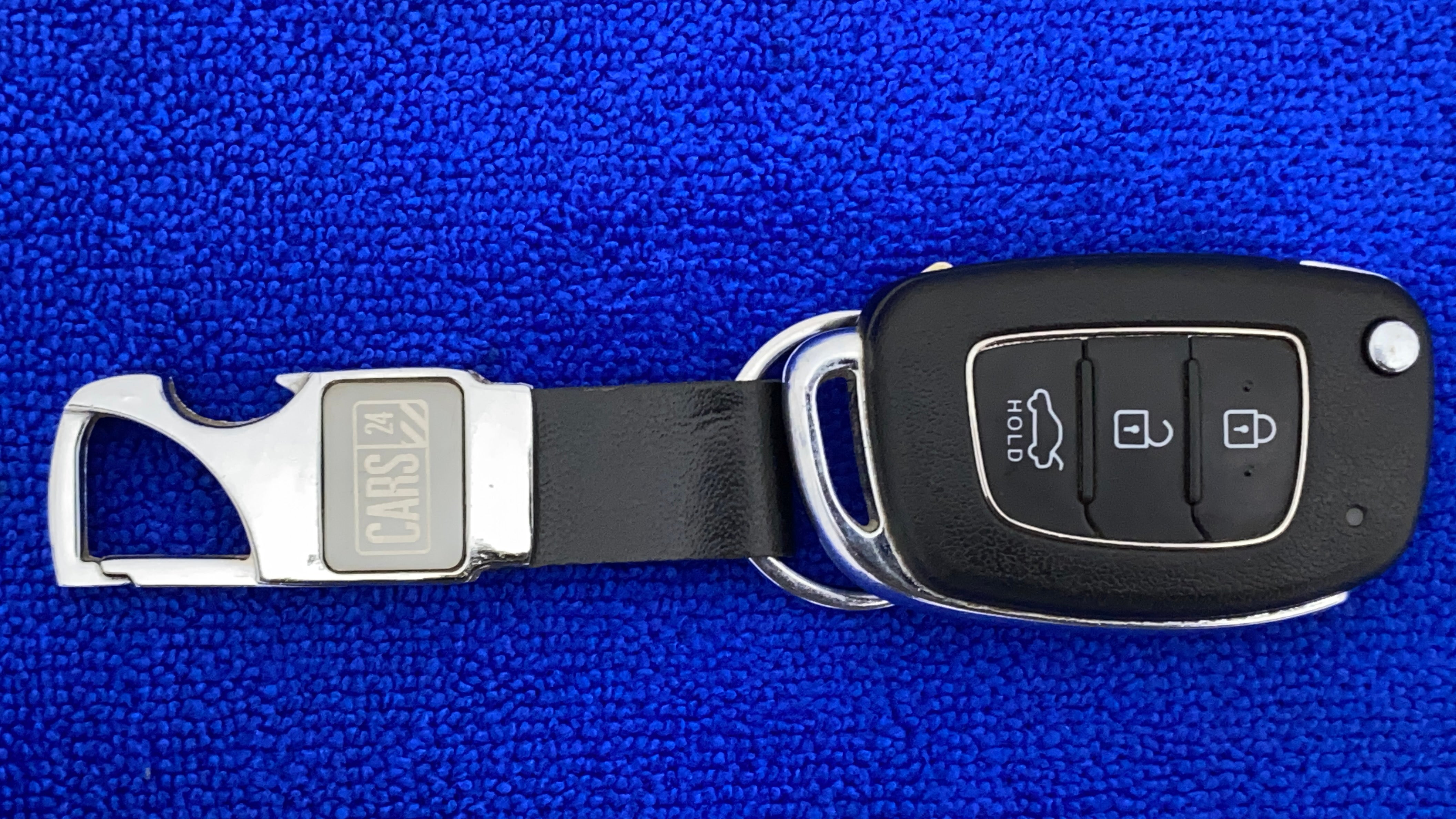 2021 Hyundai AURA S 1.2 CNG, CNG, Manual, 59,623 km, Key Close Up