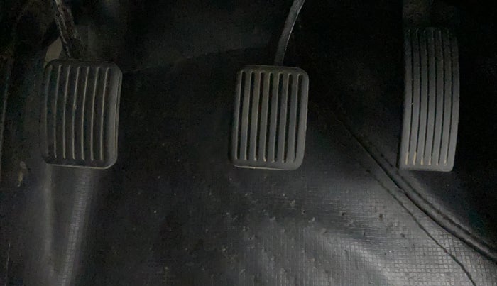 2021 Hyundai AURA S 1.2 CNG, CNG, Manual, 59,623 km, Pedals