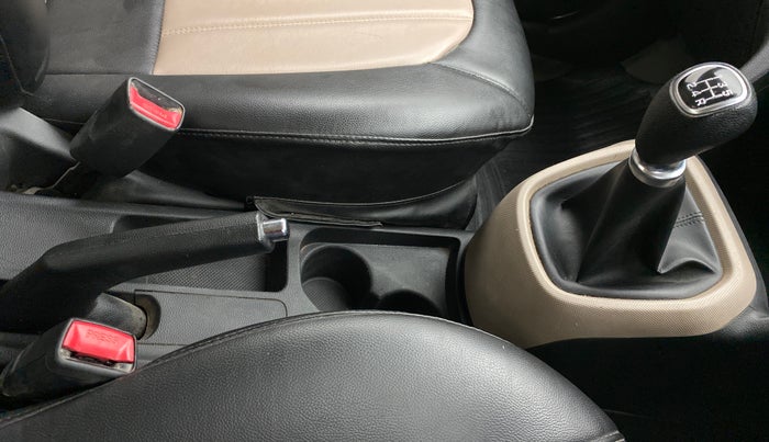2018 Hyundai Grand i10 ASTA 1.2 VTVT, Petrol, Manual, 45,067 km, Gear Lever