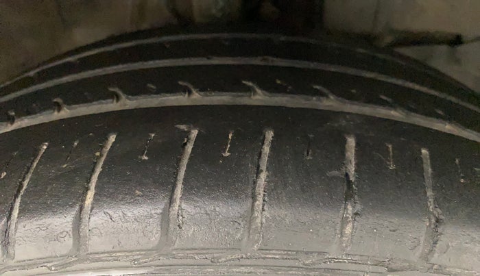 2016 Honda City 1.5L I-VTEC VX CVT, Petrol, Automatic, 41,138 km, Right Front Tyre Tread