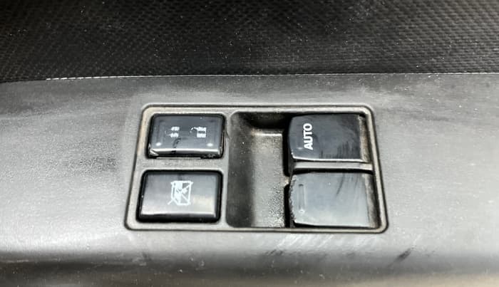 2021 Maruti New Wagon-R LXI CNG 1.0, CNG, Manual, 68,117 km, Driver Side Door Panels Control
