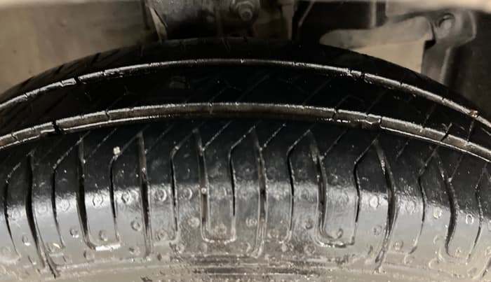 2021 Maruti New Wagon-R LXI CNG 1.0, CNG, Manual, 68,117 km, Right Front Tyre Tread