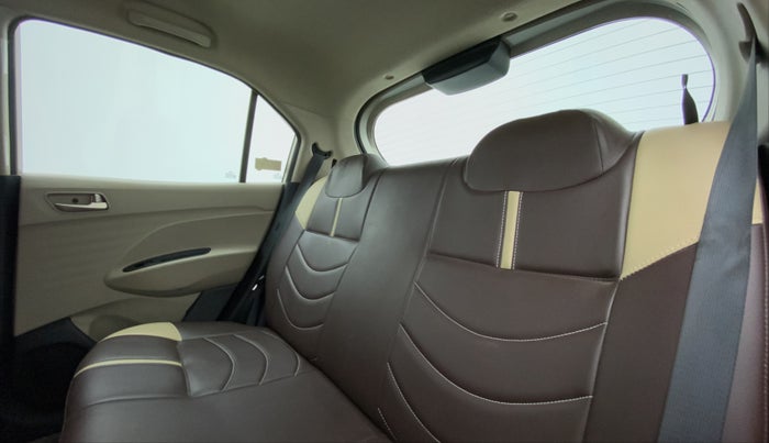 2019 Hyundai NEW SANTRO SPORTZ AMT, Petrol, Automatic, 22,092 km, Right Side Rear Door Cabin