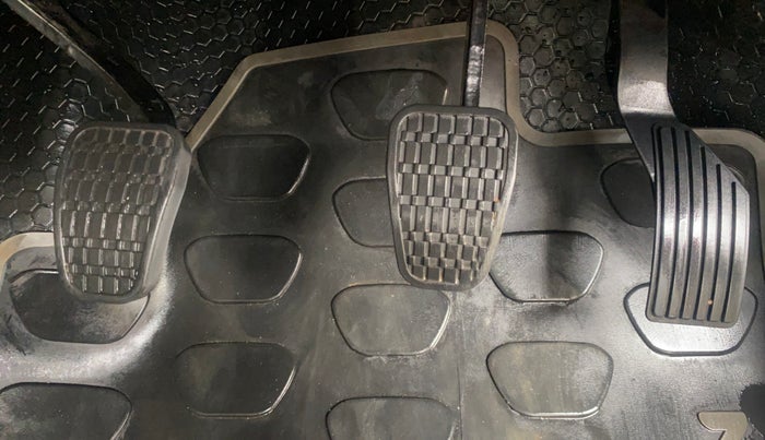 2018 Tata NEXON XZ PLUS DIESEL, Diesel, Manual, 42,587 km, Pedals