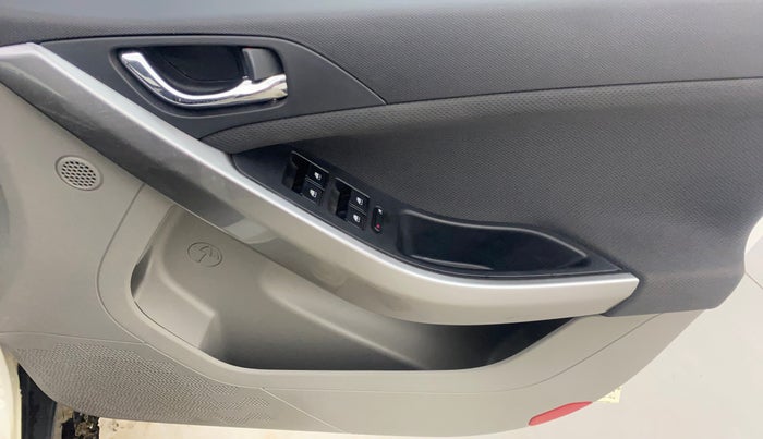 2018 Tata NEXON XZ PLUS DIESEL, Diesel, Manual, 42,587 km, Driver Side Door Panels Control