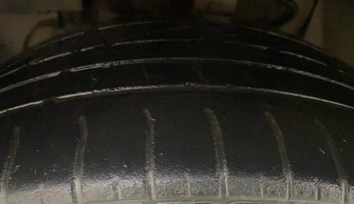 2018 Tata NEXON XZ PLUS DIESEL, Diesel, Manual, 42,587 km, Left Front Tyre Tread