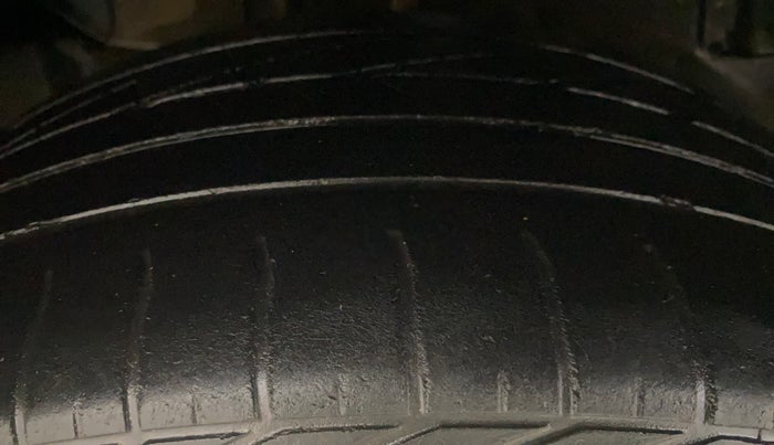 2018 Tata NEXON XZ PLUS DIESEL, Diesel, Manual, 42,587 km, Right Rear Tyre Tread