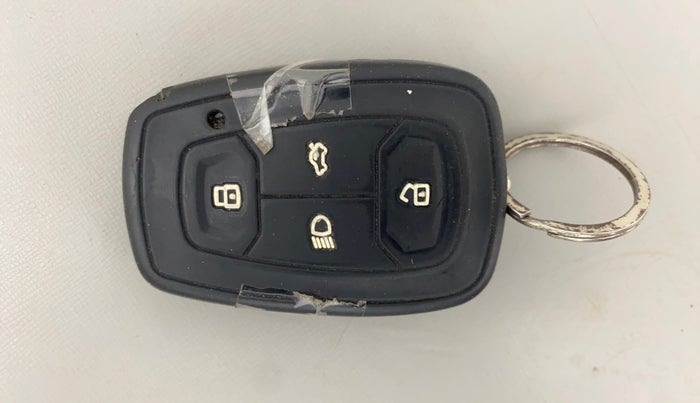 2018 Tata NEXON XZ PLUS DIESEL, Diesel, Manual, 42,587 km, Key Close Up