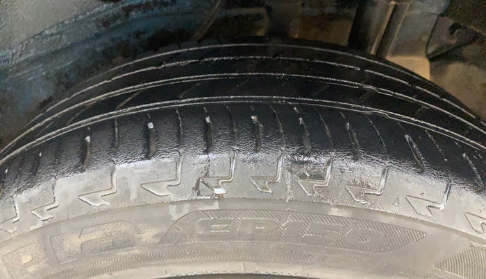 2018 Tata NEXON XM DIESEL, Diesel, Manual, 1,12,267 km, Left Rear Tyre Tread