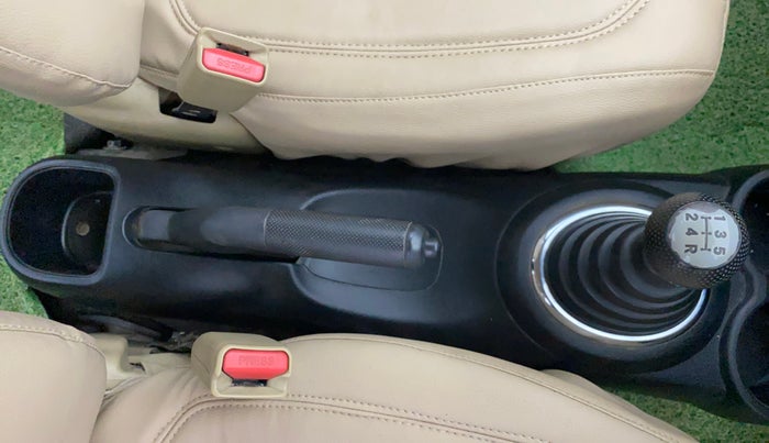 2016 Honda Amaze 1.2L I-VTEC S, Petrol, Manual, 67,524 km, Gear Lever