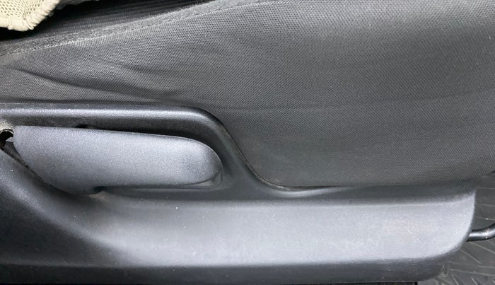 2015 Maruti Swift VXI D, Petrol, Manual, 31,335 km, Driver Side Adjustment Panel