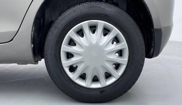 2015 Maruti Swift VXI D, Petrol, Manual, 31,335 km, Left Rear Wheel