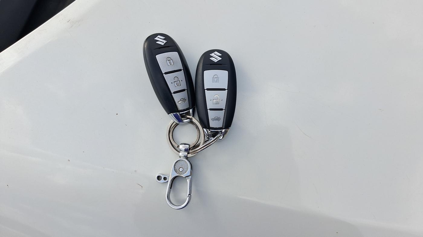 2016 Maruti Swift Dzire ZDI AMT, Diesel, Automatic, 49,470 km, Key Close Up