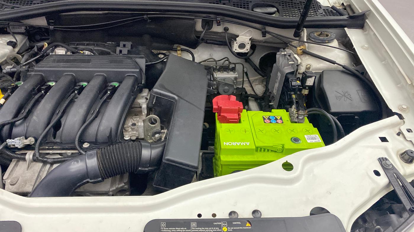 2018 Nissan Terrano XL (P), Petrol, Manual, 33,495 km, Engine View - Left