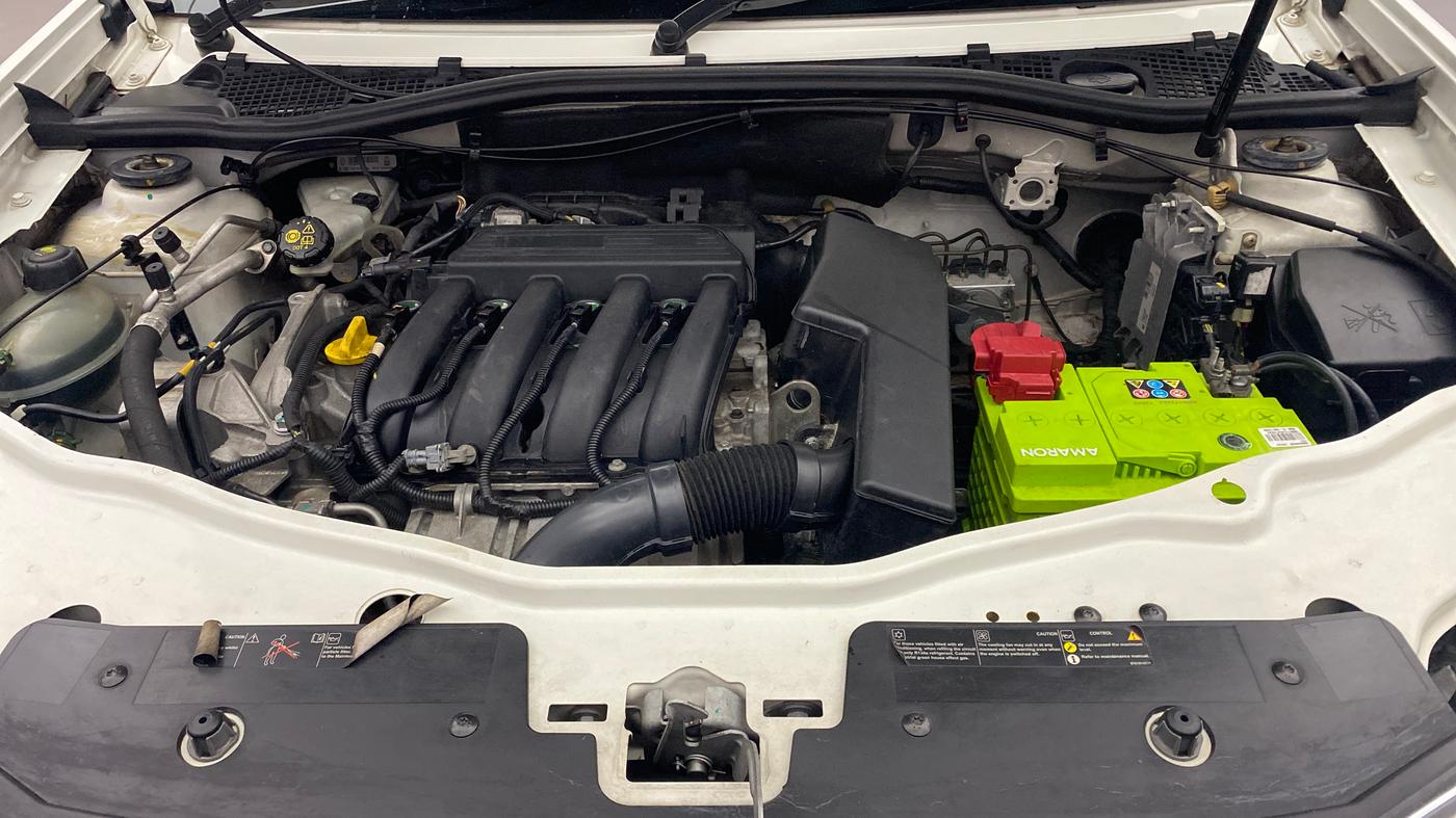 2018 Nissan Terrano XL (P), Petrol, Manual, 33,495 km, Engine View