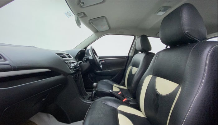 2017 Maruti Swift VXI O, Petrol, Manual, 1,02,887 km, Right Side Front Door Cabin