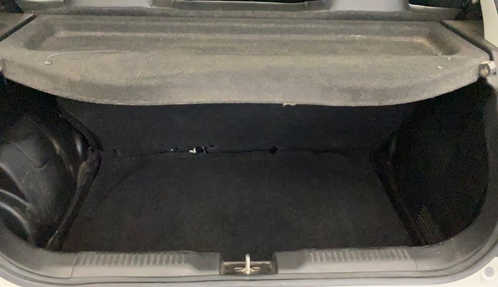 2021 Maruti Swift VXI AMT, Petrol, Automatic, 14,413 km, Boot Inside