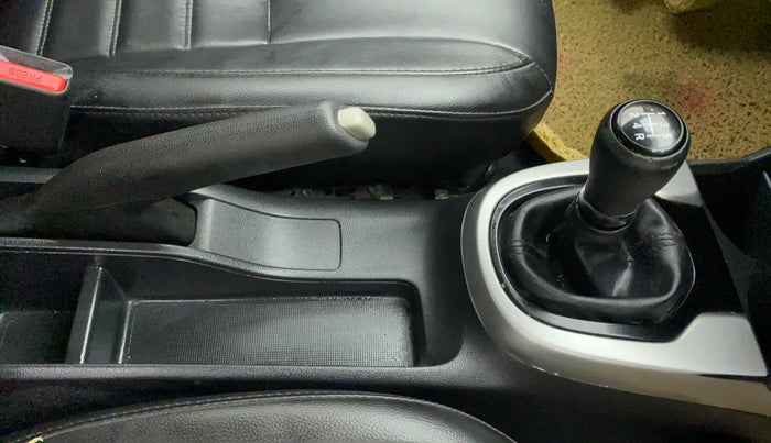2019 Honda WR-V 1.2L I-VTEC S MT, Petrol, Manual, 70,402 km, Gear Lever
