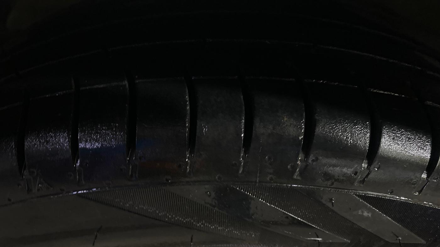2019 Maruti Dzire ZXI PLUS AMT, Petrol, Automatic, 28,047 km, Left Front Tyre Tread