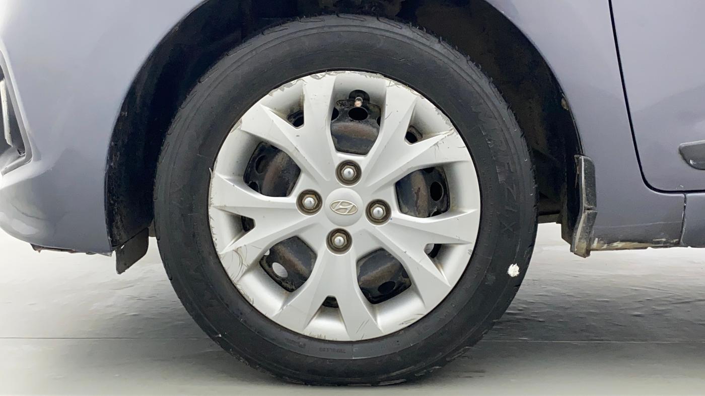 2014 Hyundai Grand i10 SPORTZ 1.2 KAPPA VTVT, Petrol, Manual, 63,289 km, Left Front Wheel