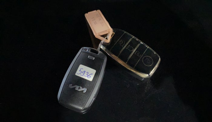 2022 KIA SELTOS HTX PETROL 1.5, Petrol, Manual, 97,457 km, Key Close Up