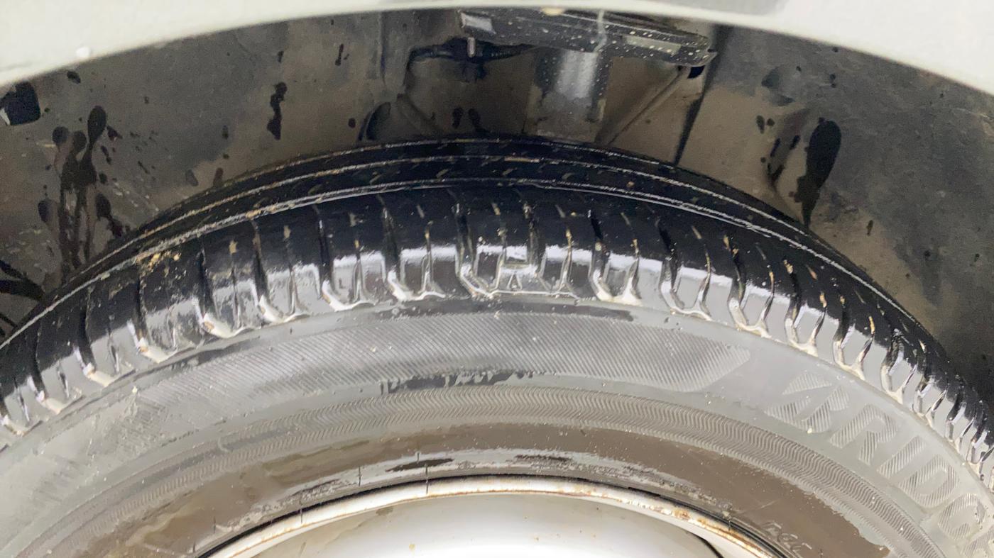 2020 Tata ALTROZ XE PETROL, Petrol, Manual, 37,940 km, Left Front Tyre Tread