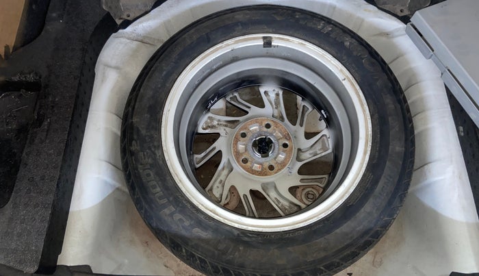 2019 Honda Civic 1.8L I-VTEC V CVT, Petrol, Automatic, 1,09,337 km, Spare Tyre