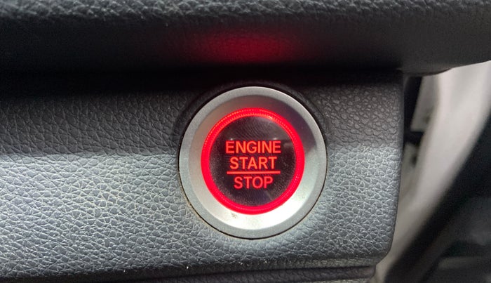 2019 Honda Civic 1.8L I-VTEC V CVT, Petrol, Automatic, 1,09,337 km, Keyless Start/ Stop Button