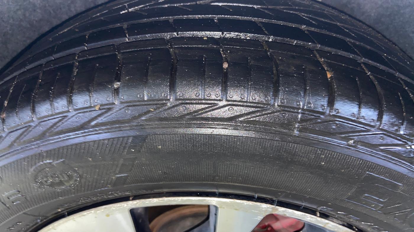 2019 Honda Civic 1.8L I-VTEC V CVT, Petrol, Automatic, 1,09,337 km, Left Rear Tyre Tread