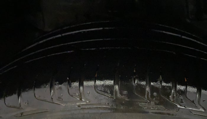 2021 Tata NEXON XZA PLUS SUNROOF PETROL, Petrol, Automatic, 56,395 km, Right Rear Tyre Tread