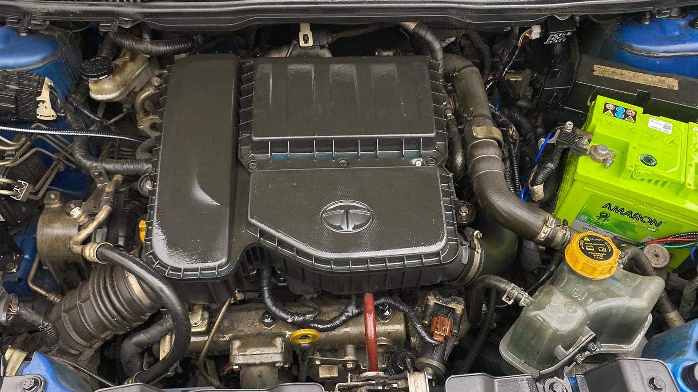 2020 Tata NEXON XZA PLUS (O) DIESEL, Diesel, Automatic, 1,28,359 km, Engine View