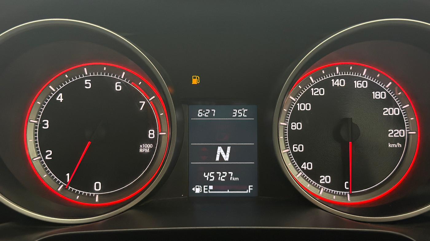 2018 Maruti Swift VXI AMT, Petrol, Automatic, 45,668 km, Odometer Image
