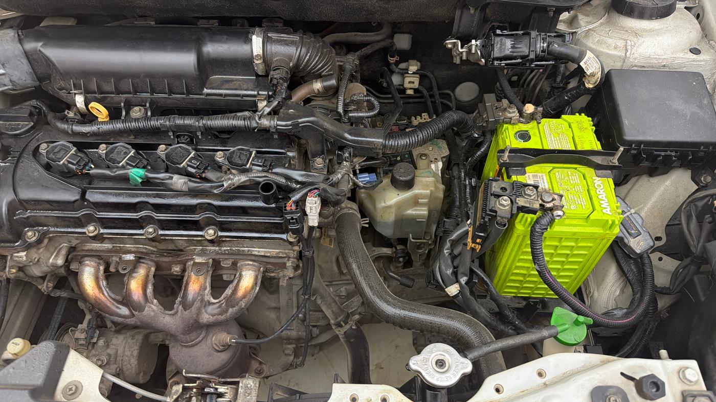 2018 Maruti Swift VXI AMT, Petrol, Automatic, 45,668 km, Engine View - Left