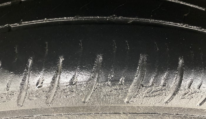 2022 Hyundai VENUE SX 1.0 TURBO, Petrol, Manual, 65,330 km, Left Front Tyre Tread