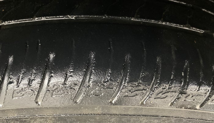 2022 Hyundai VENUE SX 1.0 TURBO, Petrol, Manual, 65,330 km, Right Front Tyre Tread